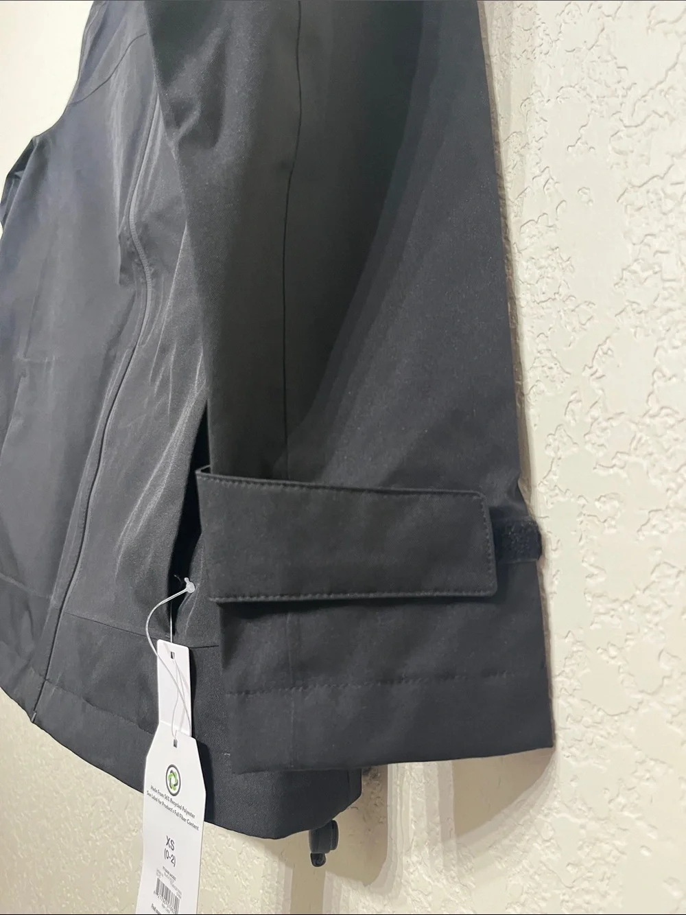Time and Tru Black Hooded Women's Size XS Raincoat